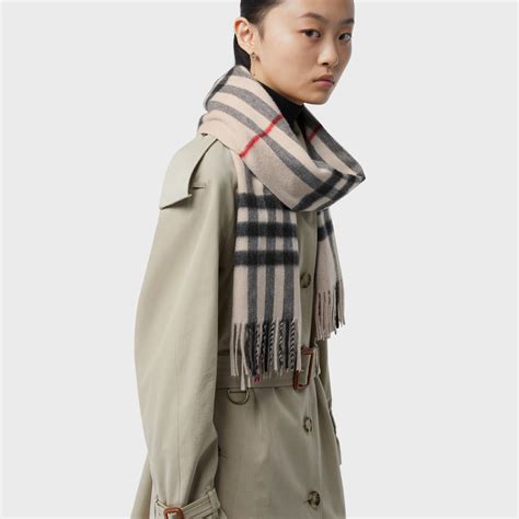 burberry classic scarf consignment aus|original burberry cashmere scarf.